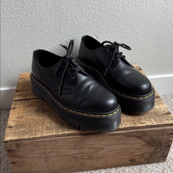Dr Martin 1461 Smooth Leather Platform Shoes Black size women’s 8 - Picture 2 of 7